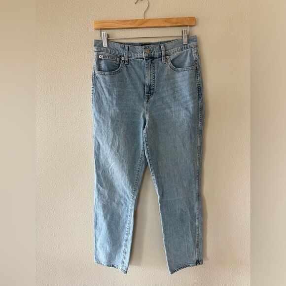 J Crew High Rise Classic Vintage Mom Jean Size 27 Light Wash - Picture 1 of 6